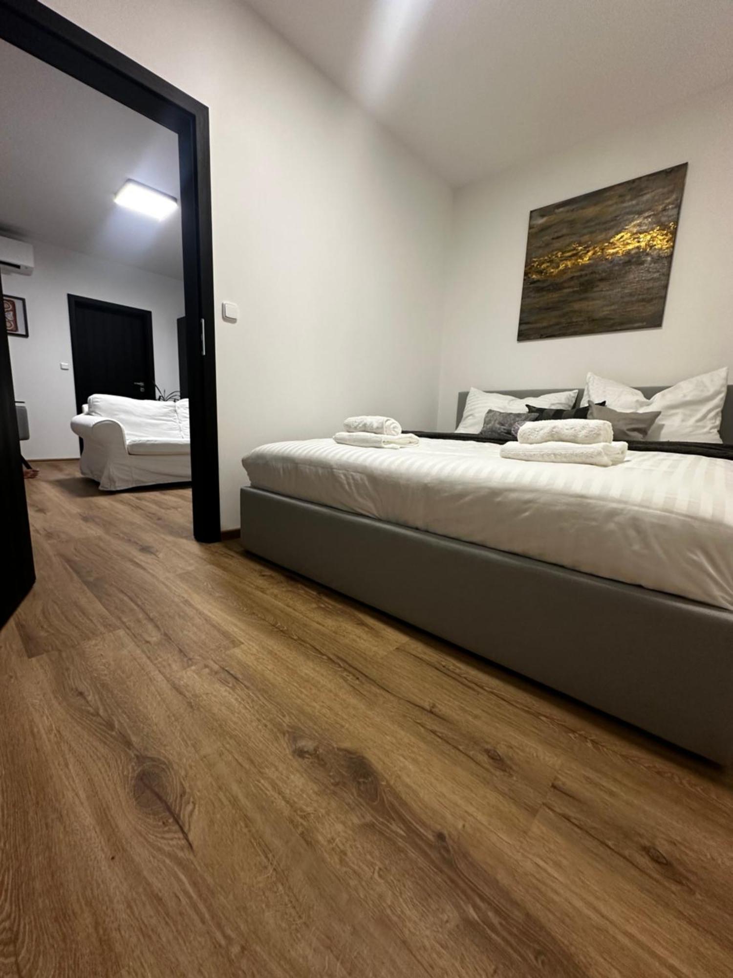 Hodonin Centre View Apartment Ngoại thất bức ảnh